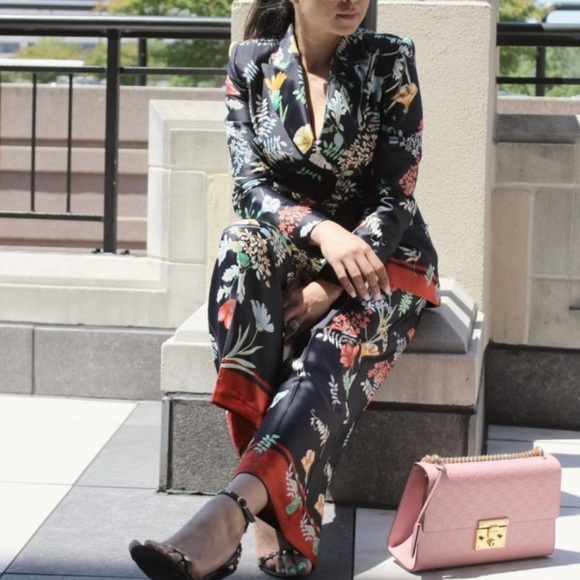 Authentic Beautiful salmon Gucci guccissima medium padlock purse - Picture 8 of 8